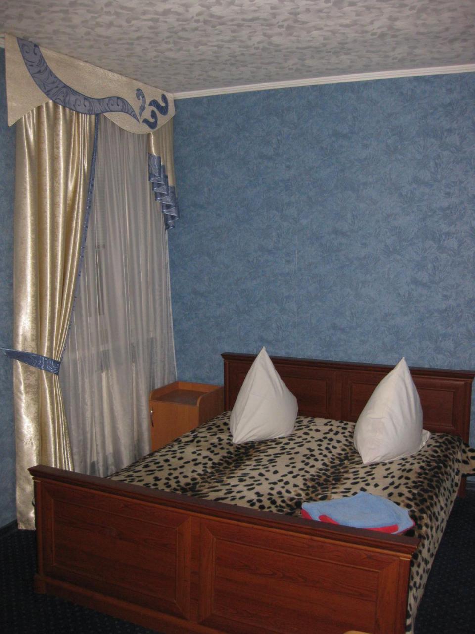 Hotel Dubrava 波尔塔瓦 外观 照片